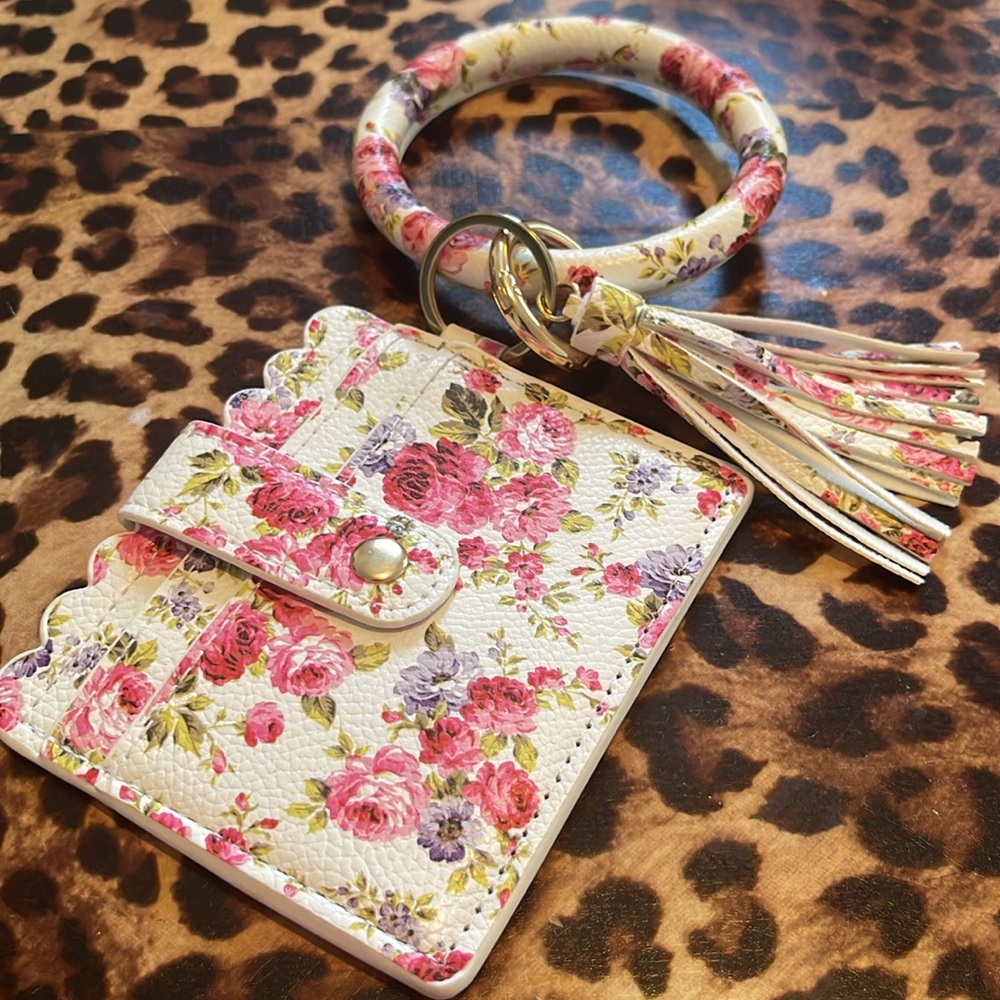 Bangle Wristlet Wallet in White & Pink Flower Print w/ Tassel, Key Ring *NEW